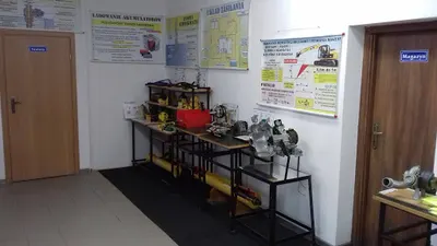 Zawodowy: Kursy na wózki widłowe, koparko-ładowarki, koparki. Kurs na spawacza Opole